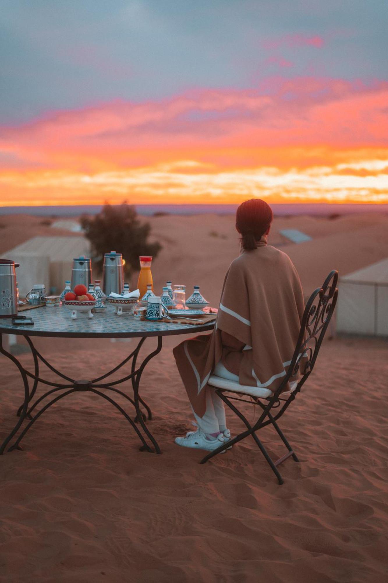 Отель Royal Luxury Camp Мерзуга Экстерьер фото