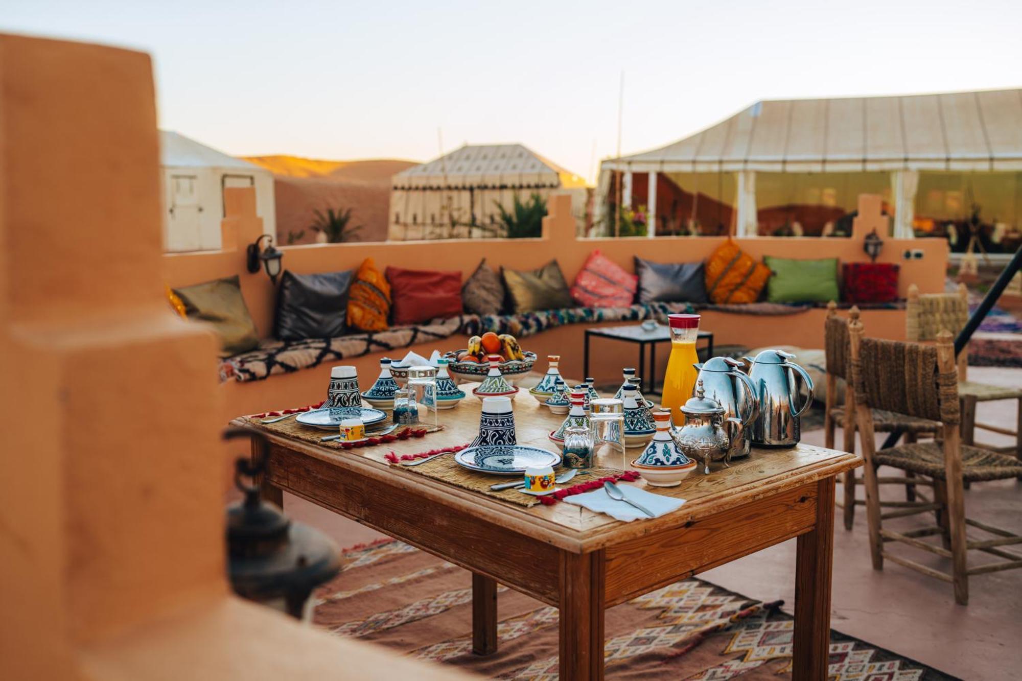 Отель Royal Luxury Camp Мерзуга Экстерьер фото